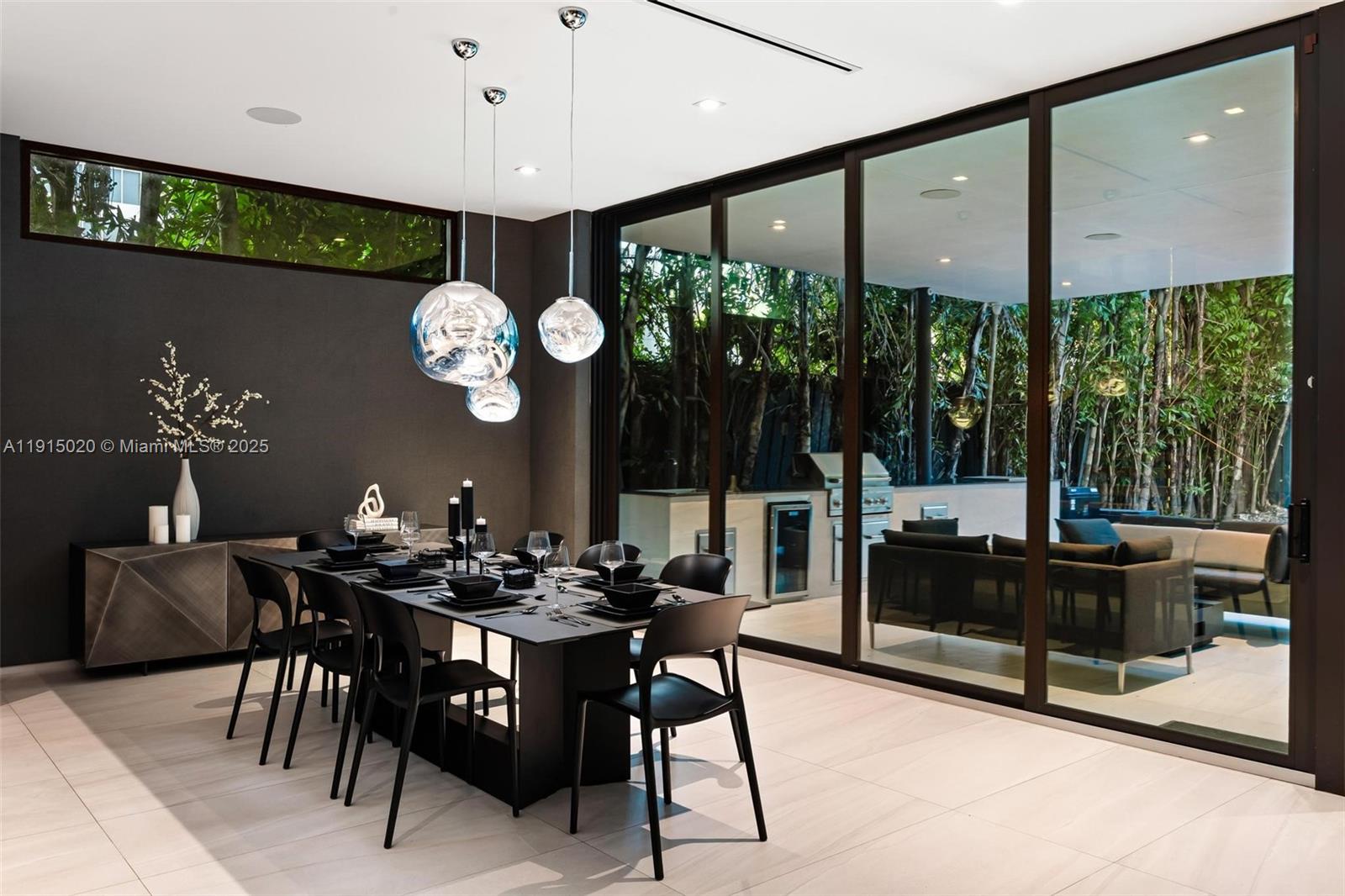 77 SW 18th Ter #N/A Miami, FL 33129