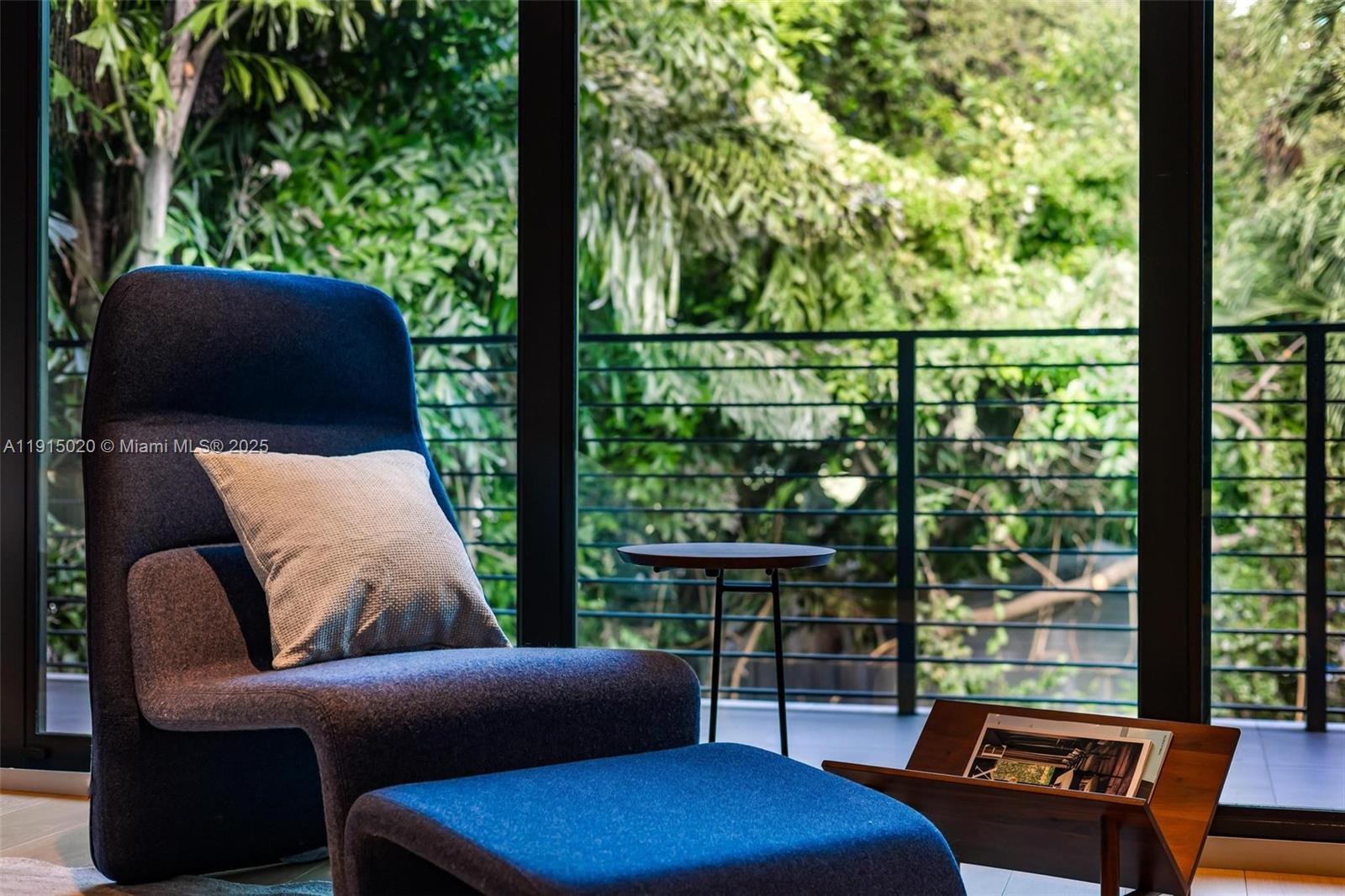 77 SW 18th Ter #N/A Miami, FL 33129