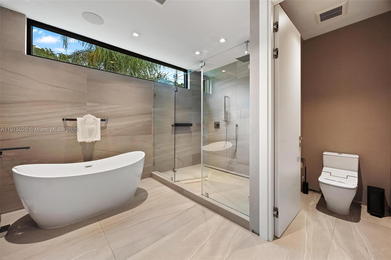 77 SW 18th Ter #N/A Miami, FL 33129