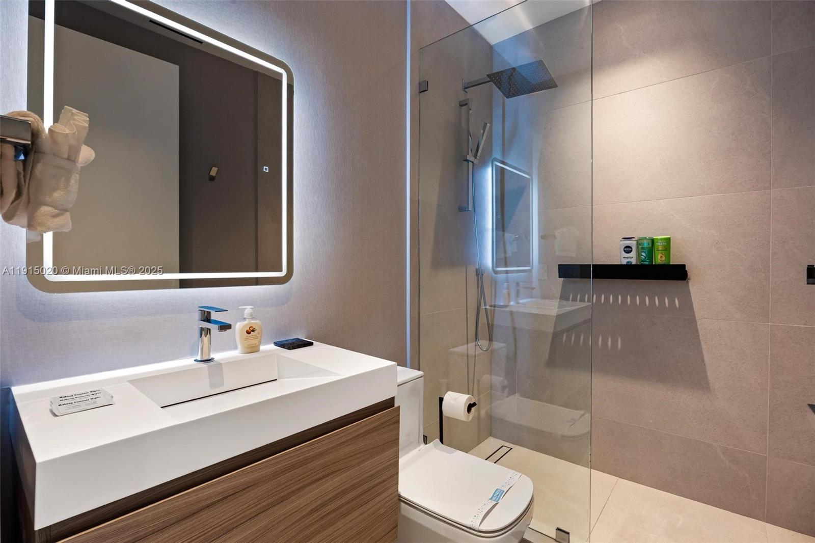 77 SW 18th Ter #N/A Miami, FL 33129