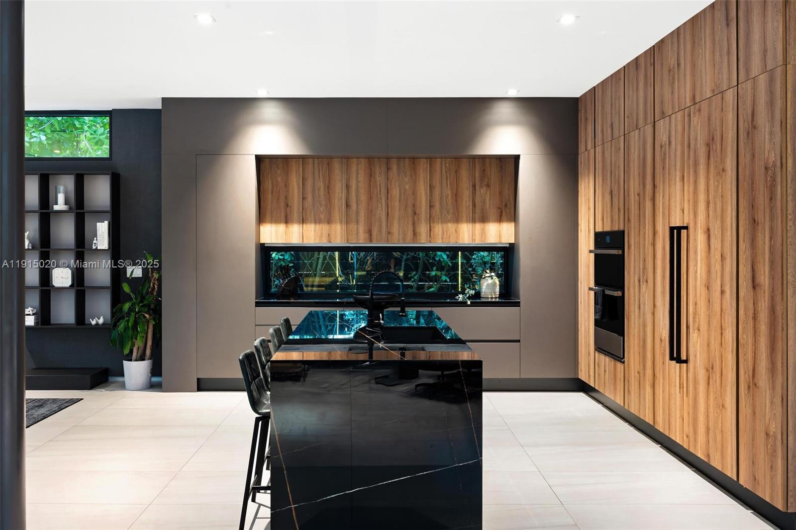 77 SW 18th Ter #N/A Miami, FL 33129