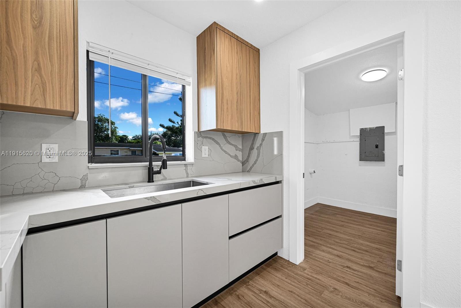 2931 NW 190th St Miami Gardens, FL 33056