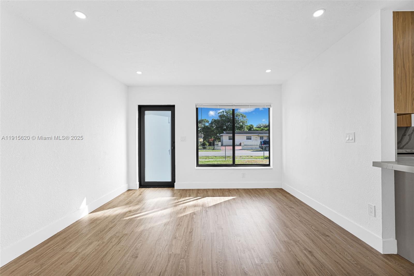 2931 NW 190th St Miami Gardens, FL 33056