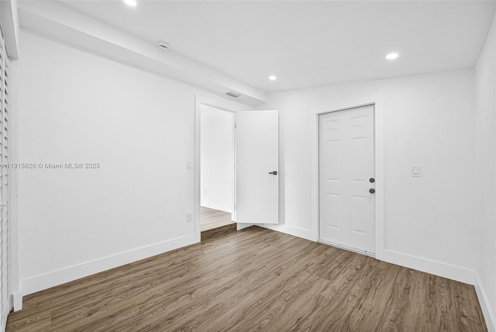 2931 NW 190th St Miami Gardens, FL 33056