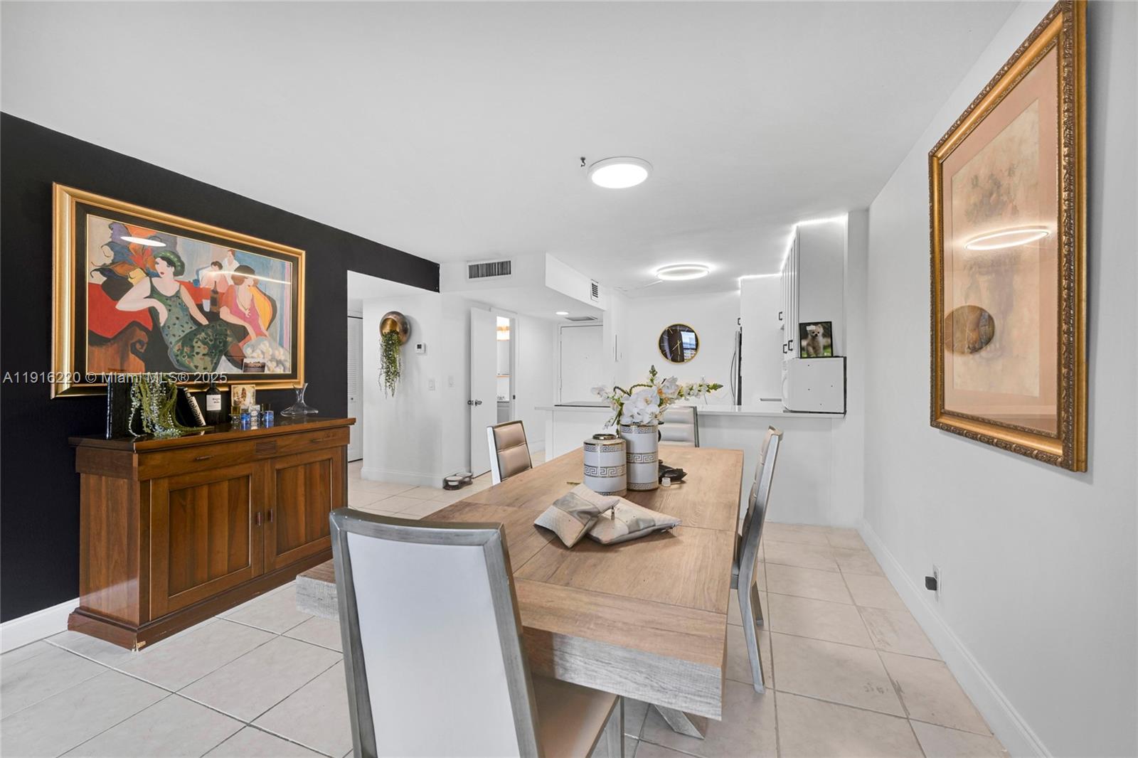 400 Leslie Dr #605 Hallandale Beach, FL 33009