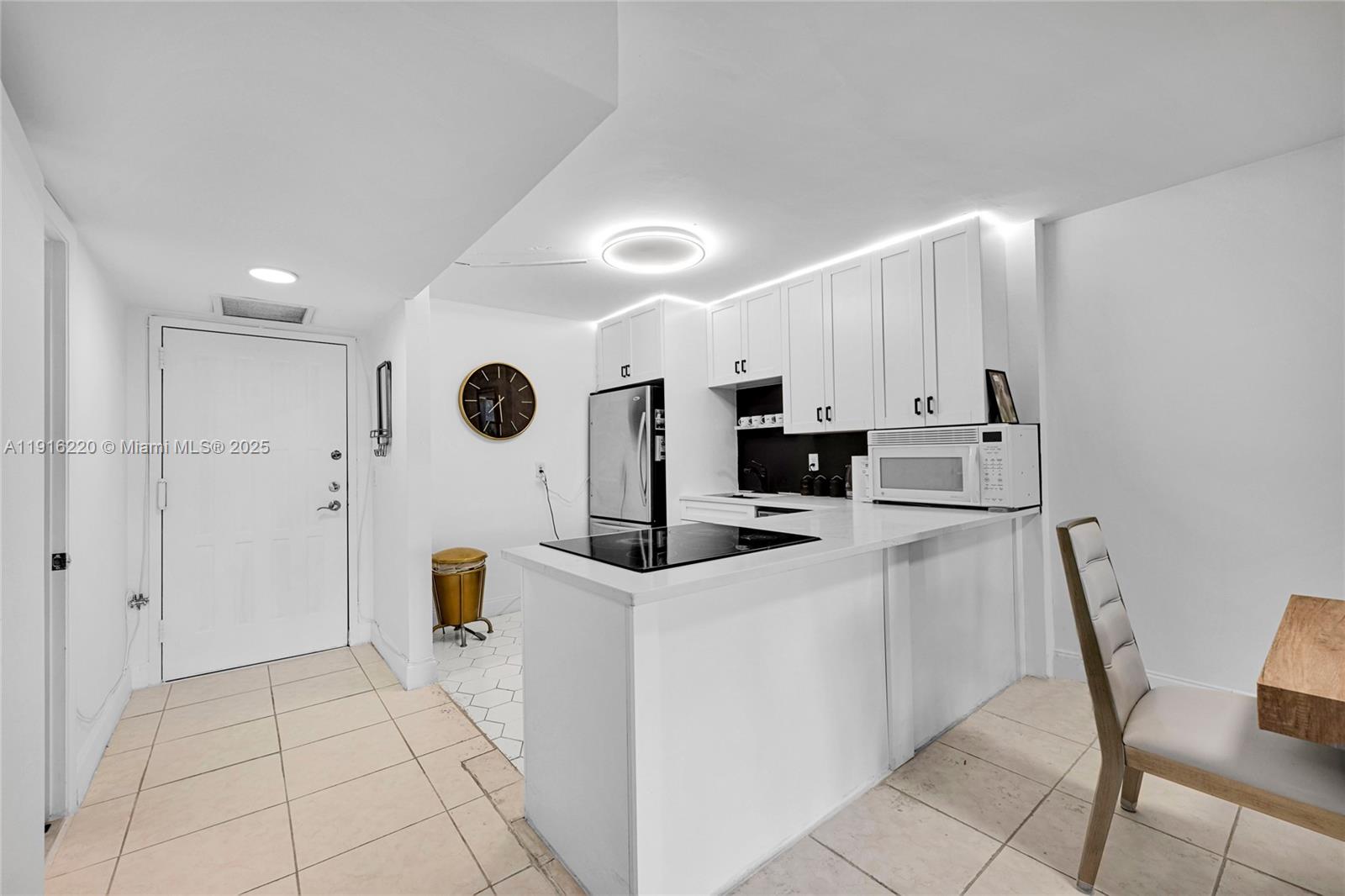 400 Leslie Dr #605 Hallandale Beach, FL 33009