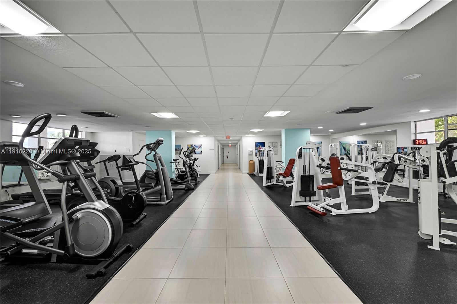 400 Leslie Dr #605 Hallandale Beach, FL 33009