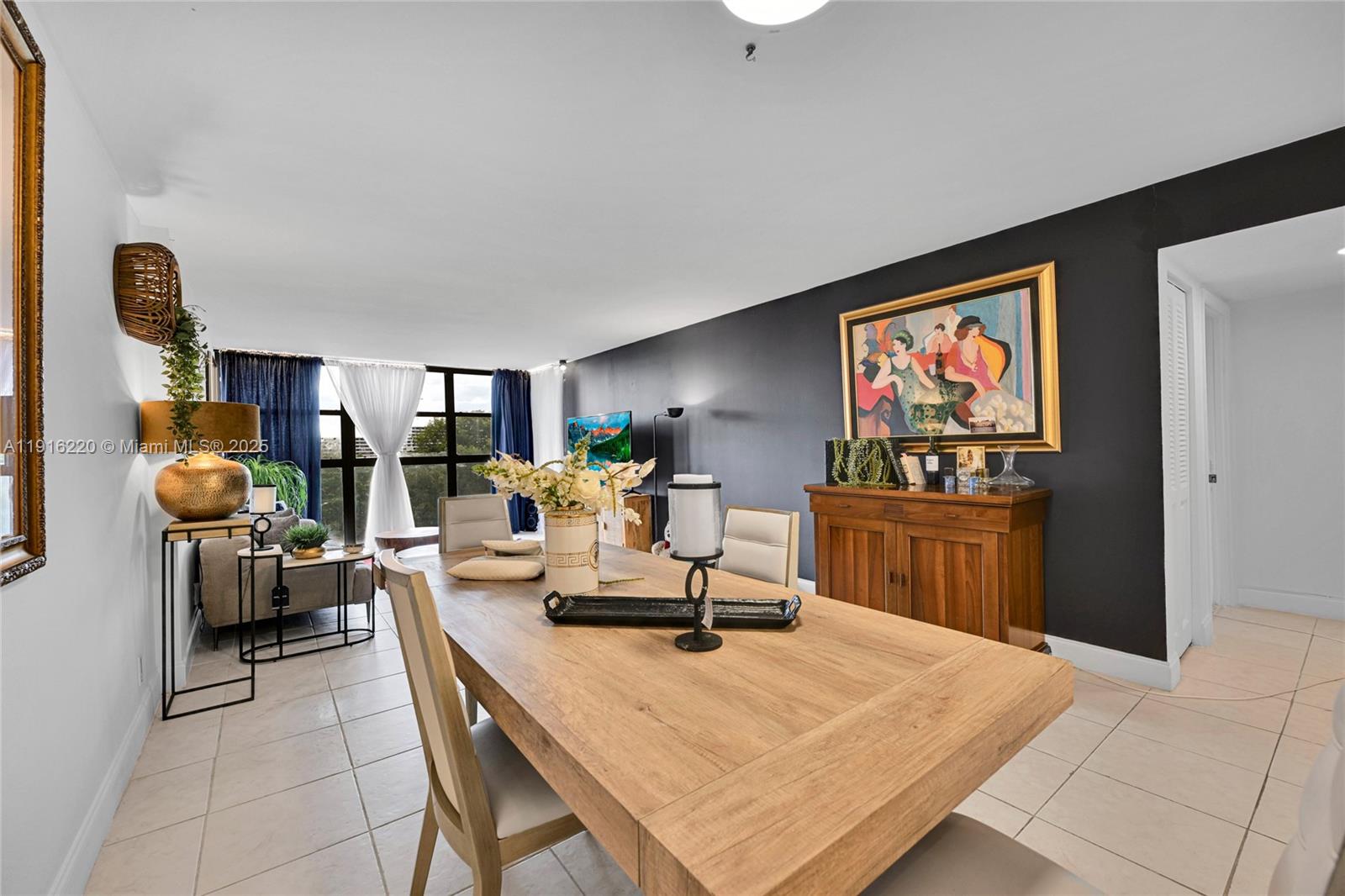 400 Leslie Dr #605 Hallandale Beach, FL 33009