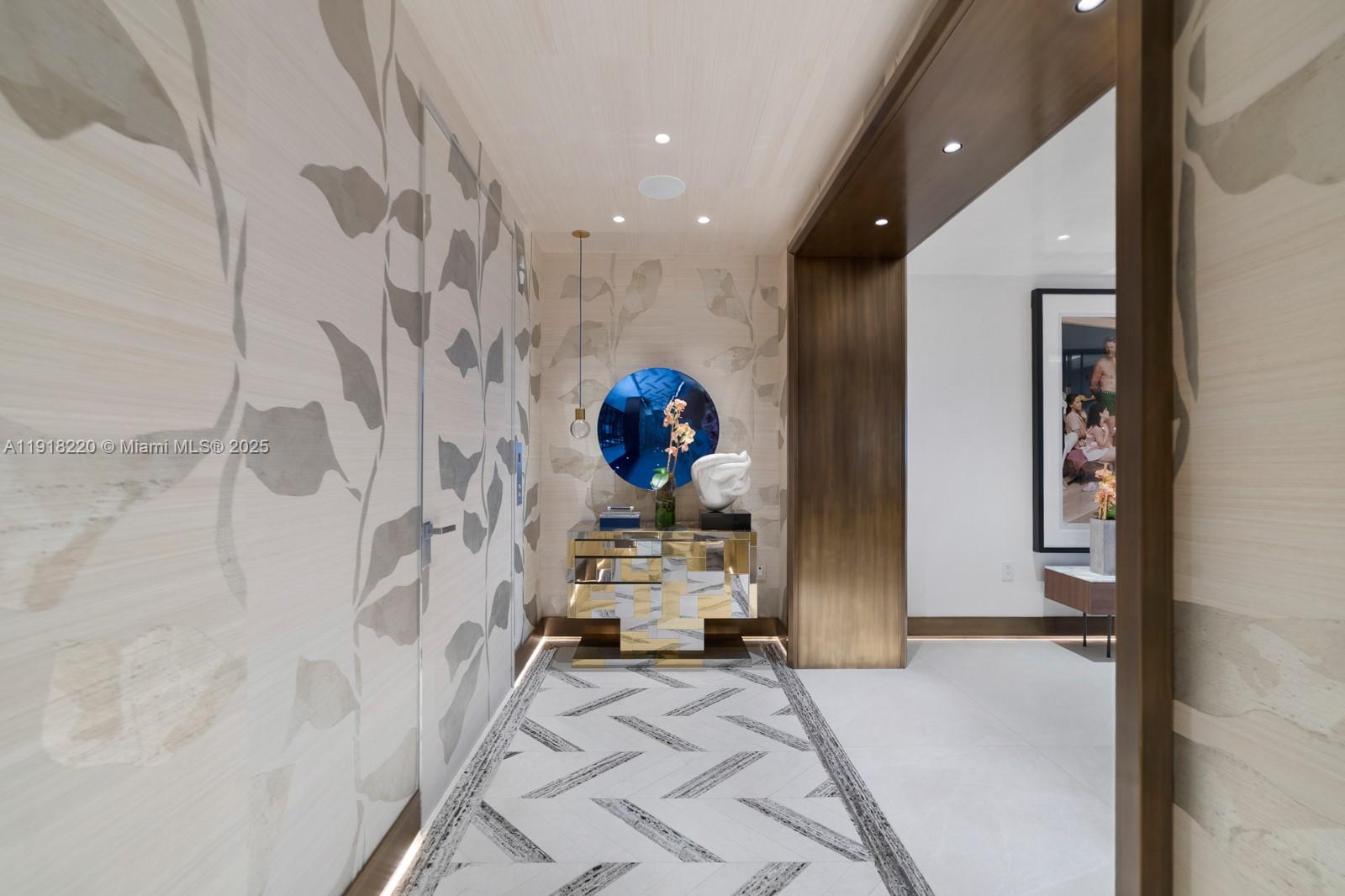 6800 Fisher Is Dr #6864 Miami Beach, FL 33109