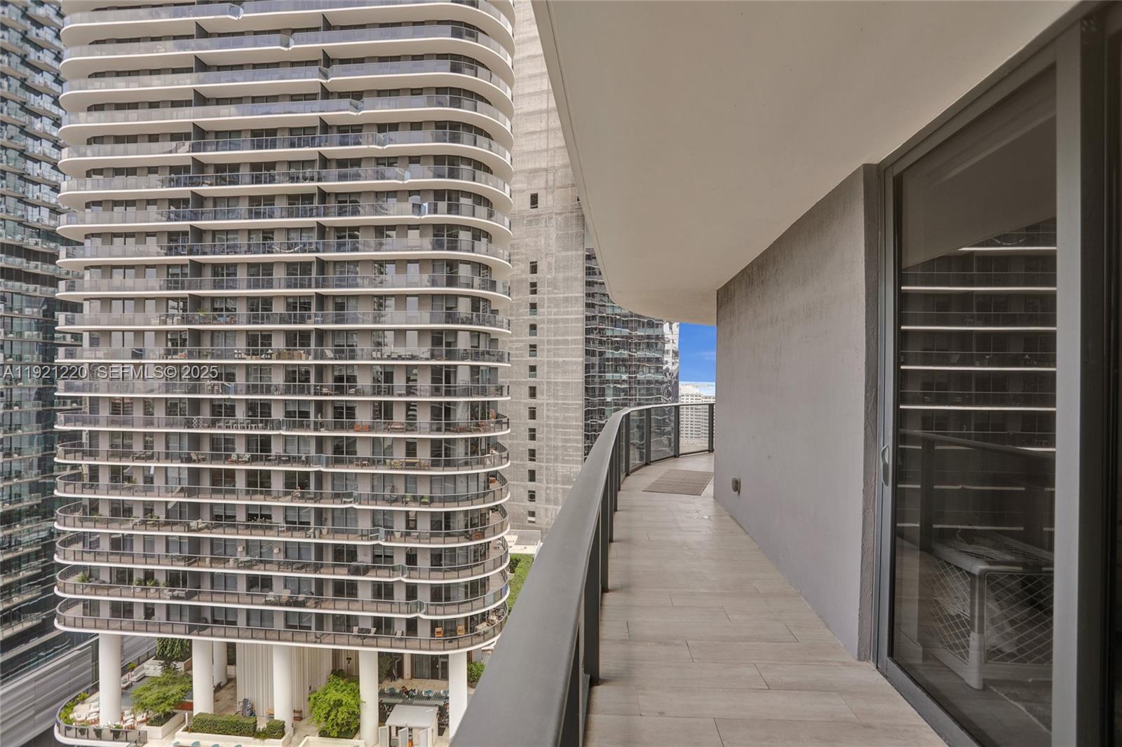 image Brickell Heights East26