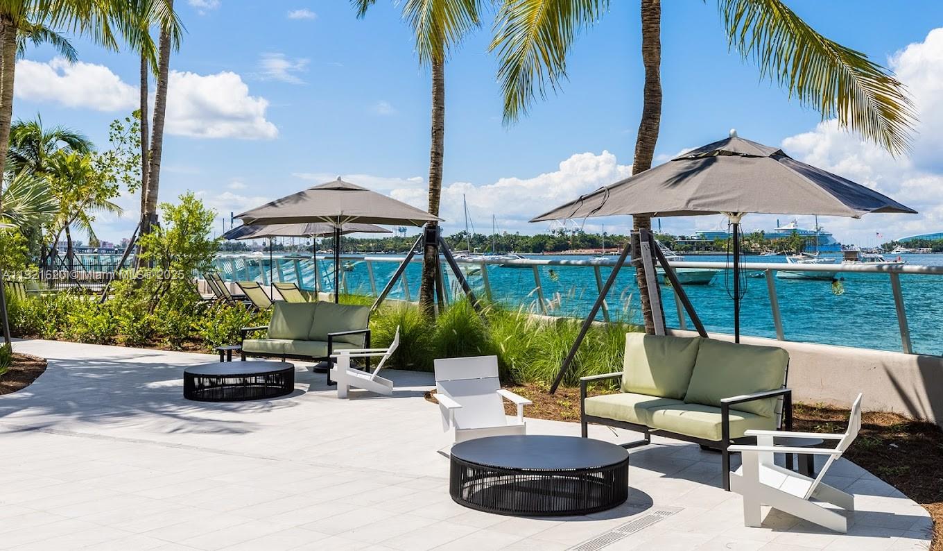 image Flamingo South Beach31