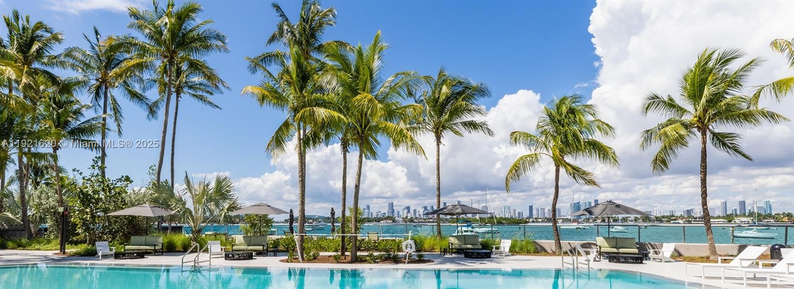 image Flamingo South Beach33