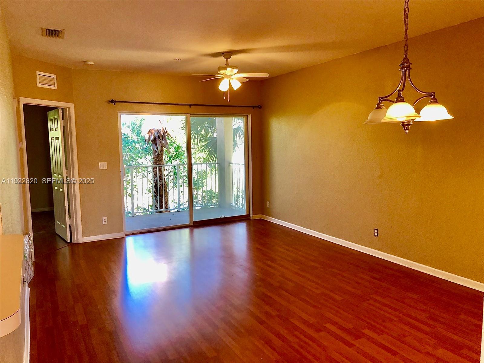 1165 Golden Lks Blvd #1226