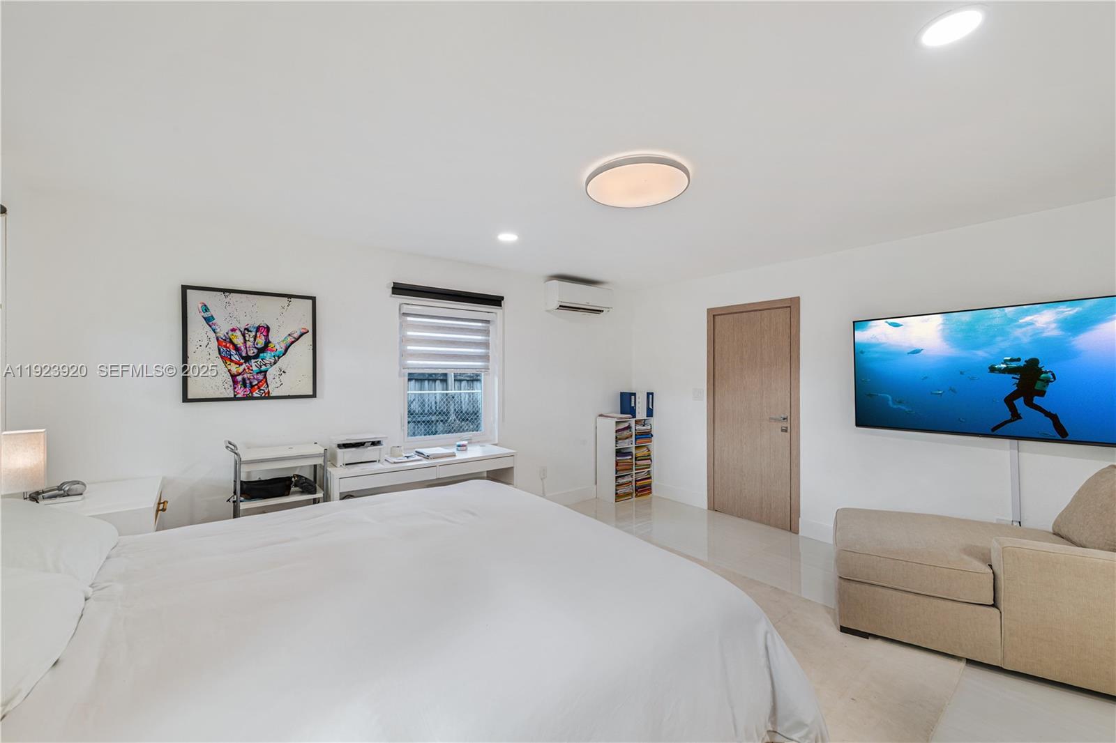 7235 SW 39th Miami, FL 33155