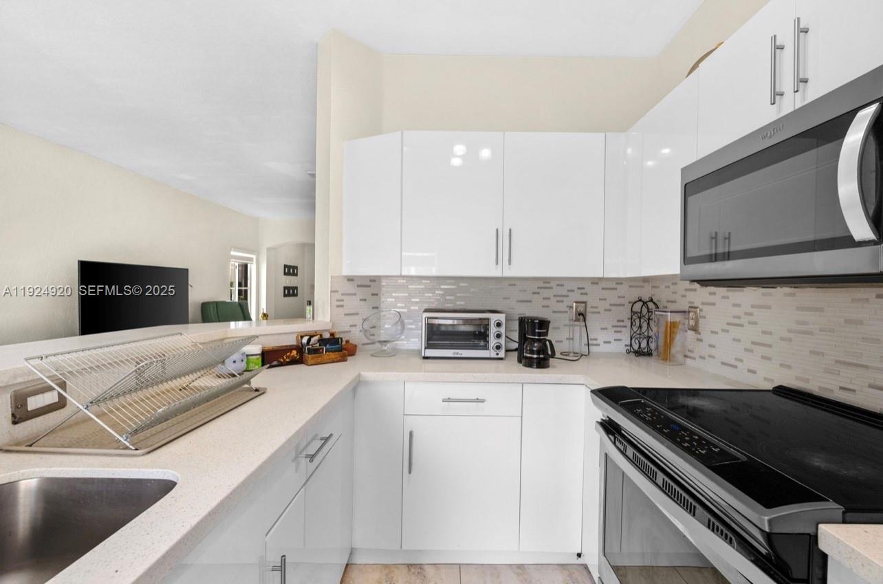 8362 NW 107th Ct #7-24 Doral, FL 33178