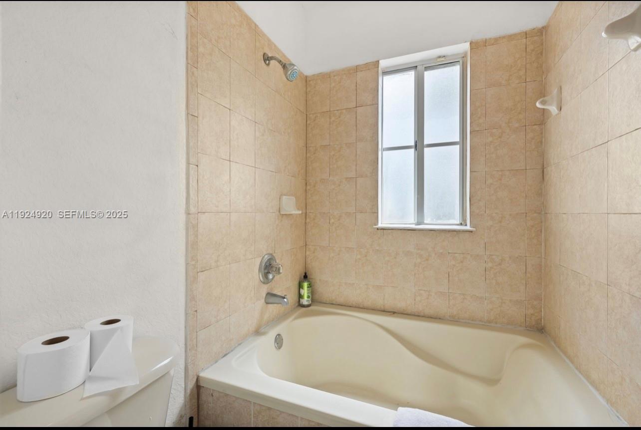 8362 NW 107th Ct #7-24 Doral, FL 33178