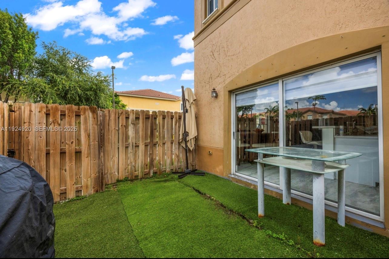 8362 NW 107th Ct #7-24 Doral, FL 33178