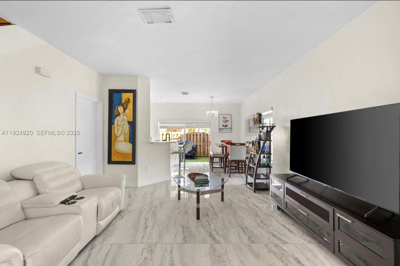 8362 NW 107th Ct #7-24 Doral, FL 33178