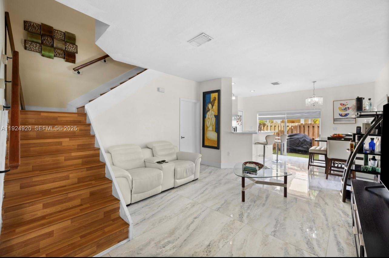 8362 NW 107th Ct #7-24 Doral, FL 33178