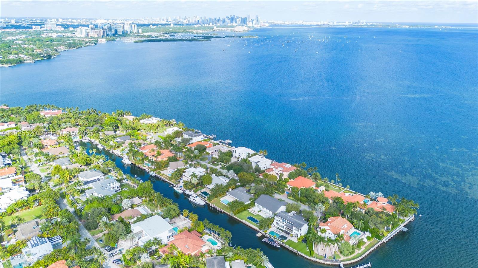 6960 Sunrise Dr Coral Gables, FL 33133