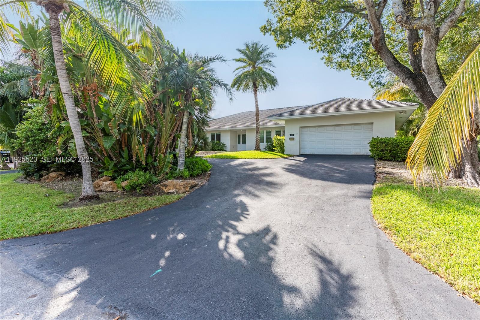 6960 Sunrise Dr Coral Gables, FL 33133