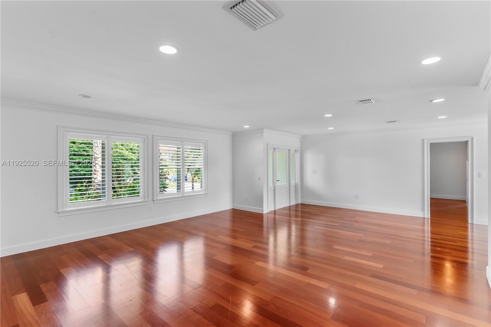 6960 Sunrise Dr Coral Gables, FL 33133