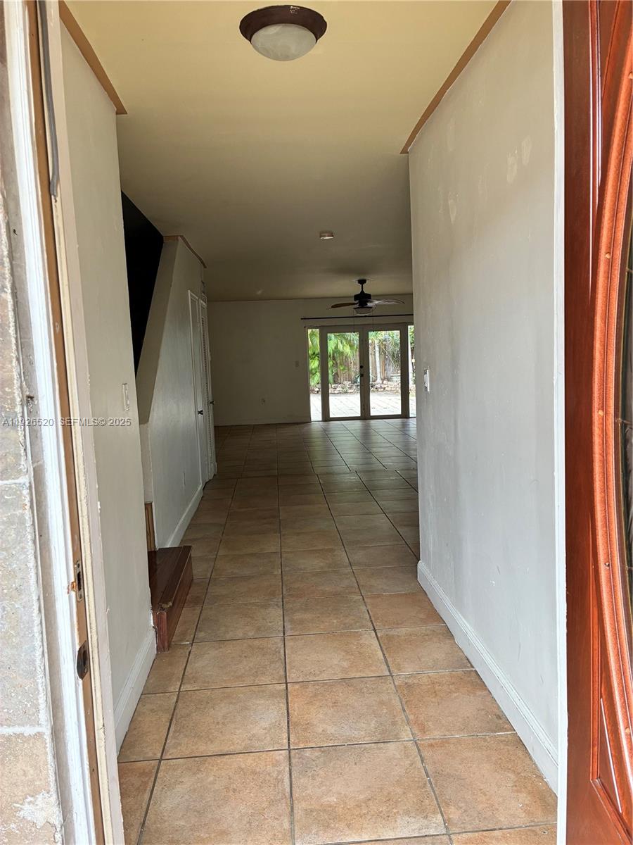 13514 NE 23rd Pl North Miami, FL 33181