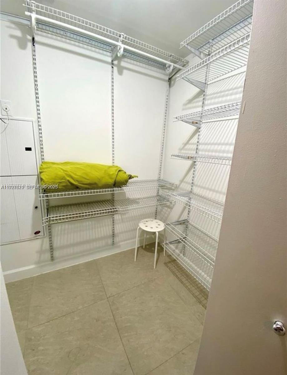 image Latitude on the River13