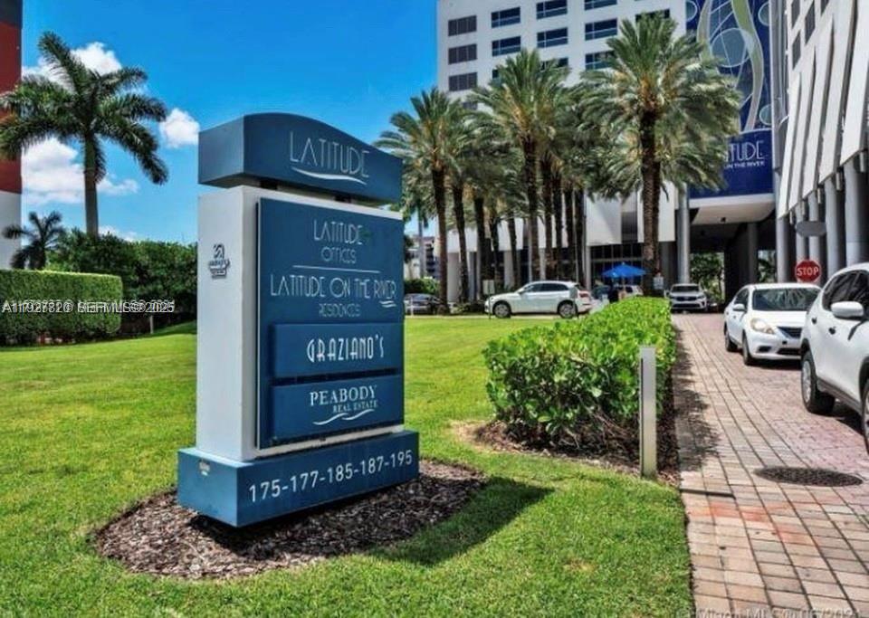 image Latitude on the River2