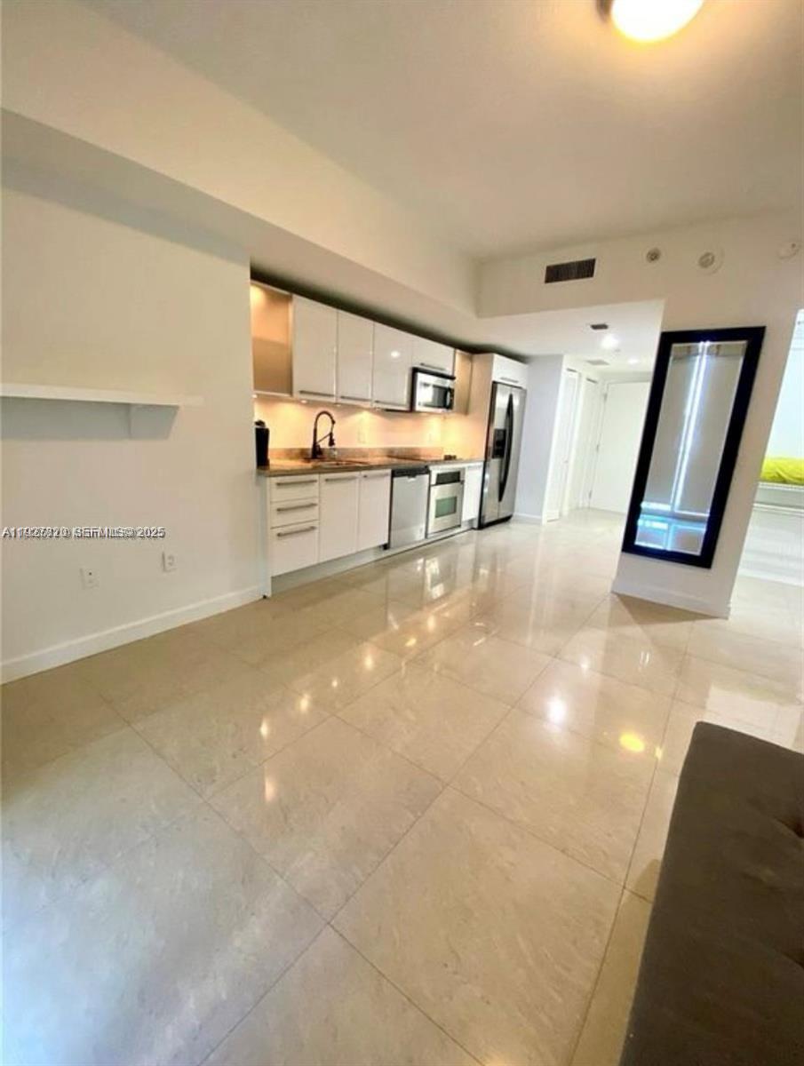 image Latitude on the River8