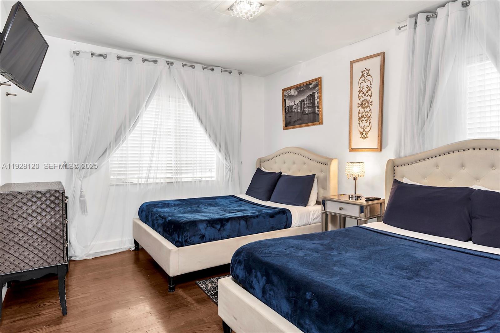 745-747 Lenox Ave Miami Beach, FL 33139