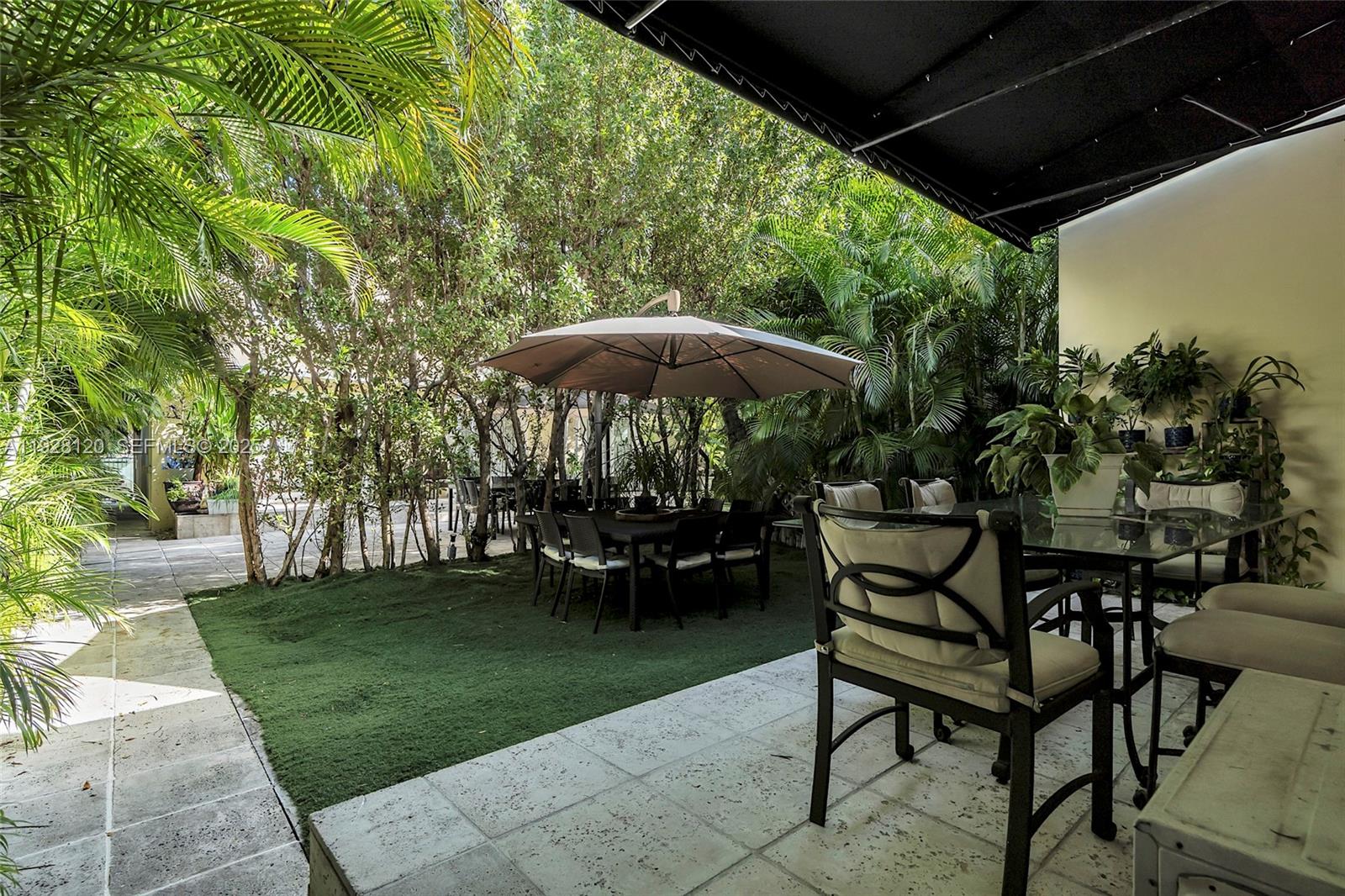 745-747 Lenox Ave Miami Beach, FL 33139