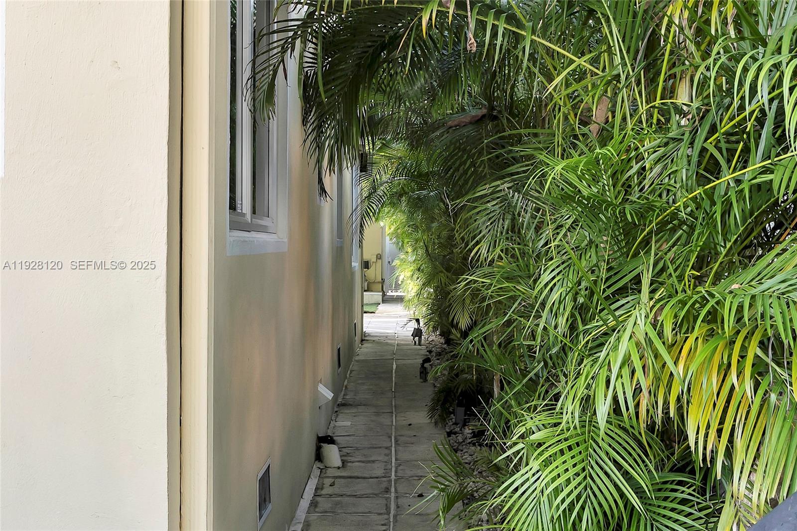 745-747 Lenox Ave Miami Beach, FL 33139