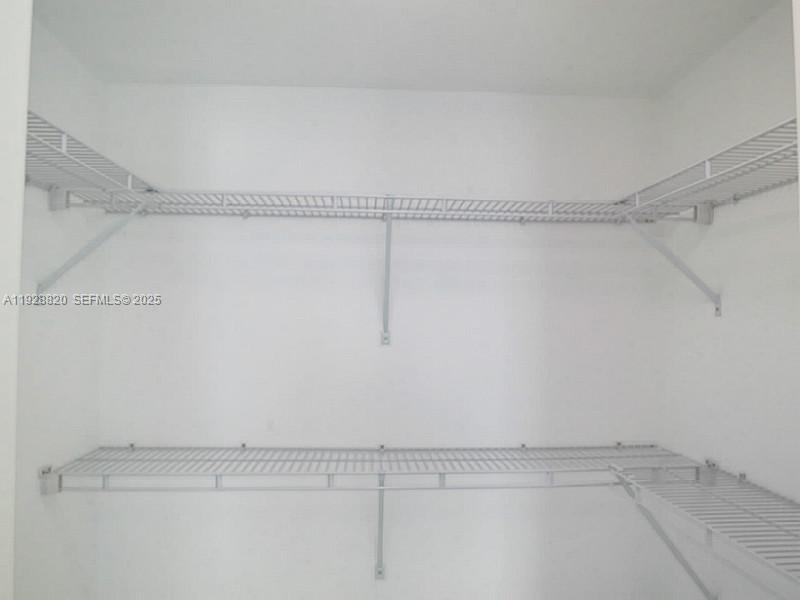 1300 Brickell Bay Dr #1100 Miami, FL 33131