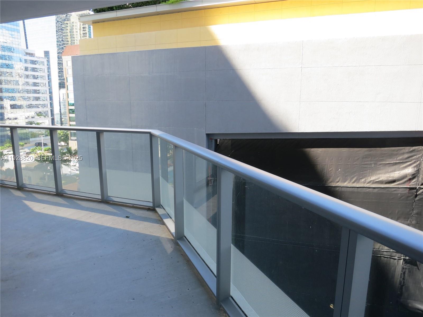 1300 Brickell Bay Dr #1100 Miami, FL 33131