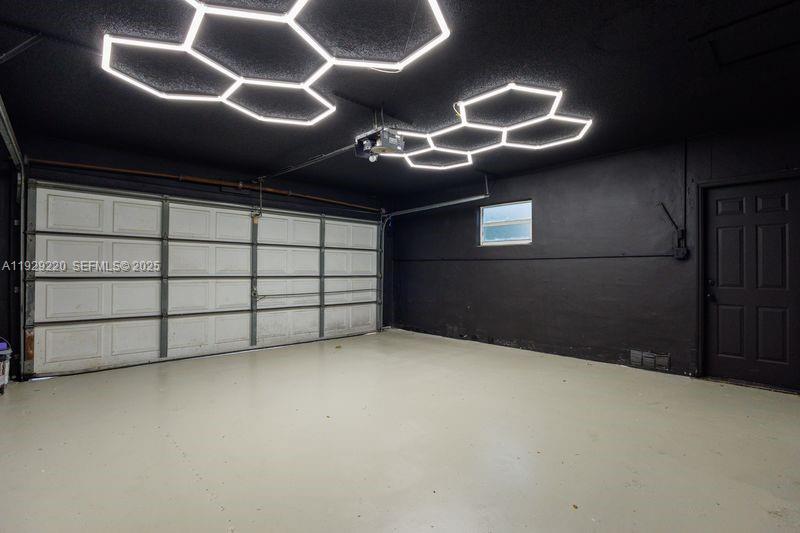 256 NW 78th Ter Margate, FL 33063