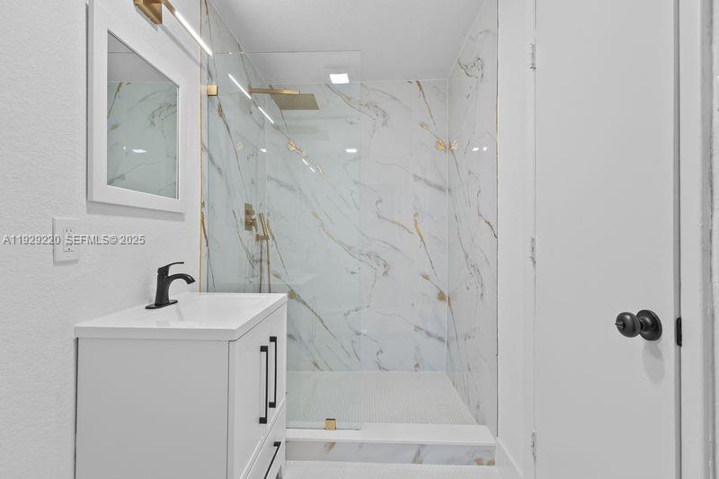 256 NW 78th Ter Margate, FL 33063