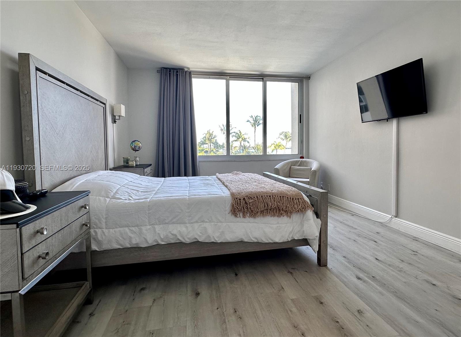 image Mirador 1200 (North Tower)11