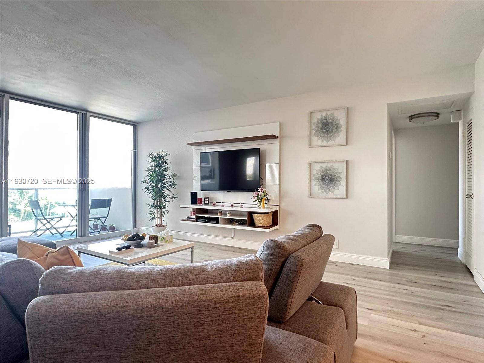 image Mirador 1200 (North Tower)4