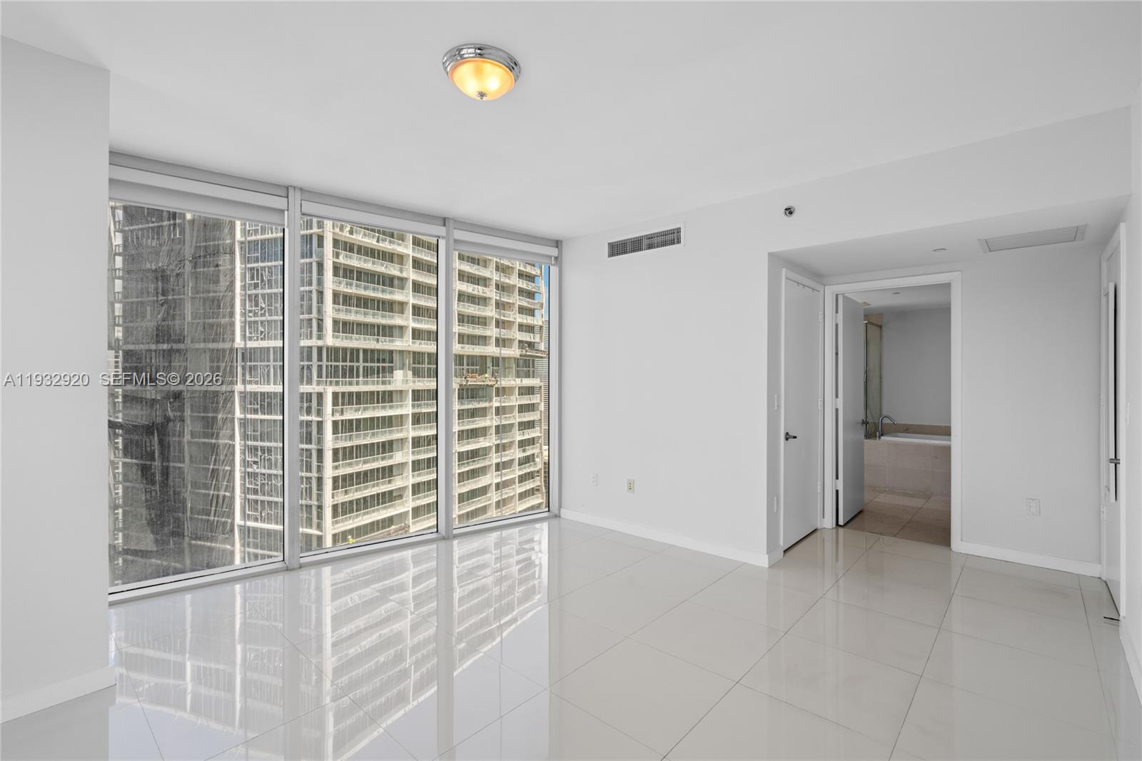 image Icon Brickell II26