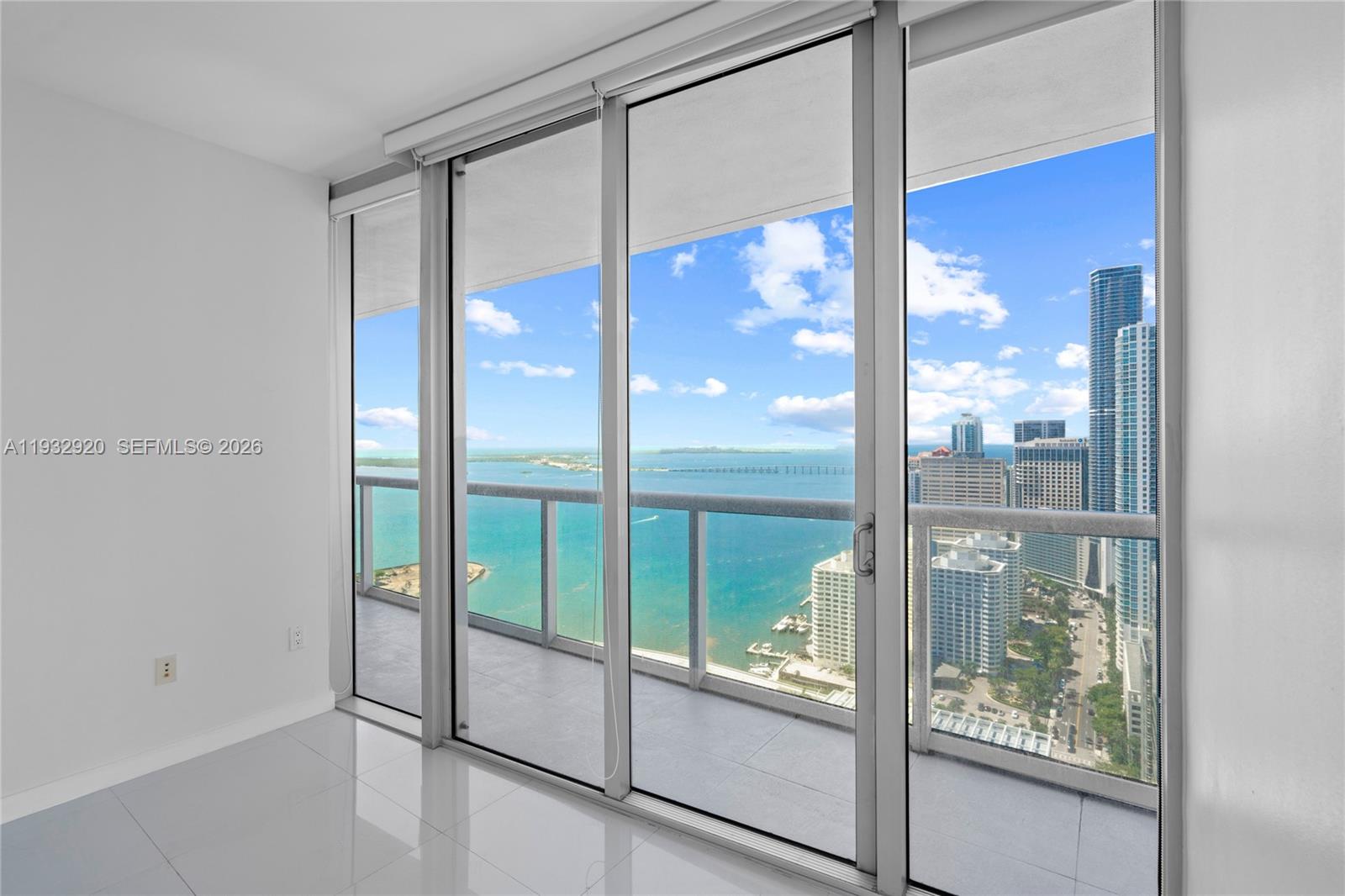 image Icon Brickell II27