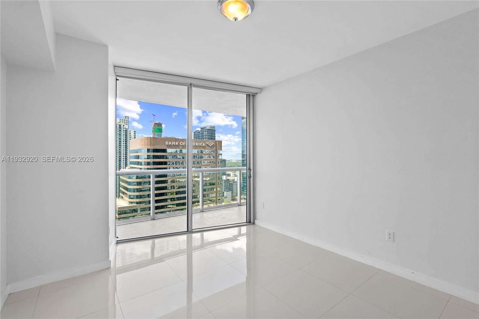 image Icon Brickell II35