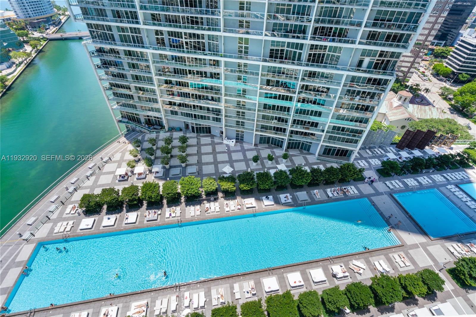 image Icon Brickell II51