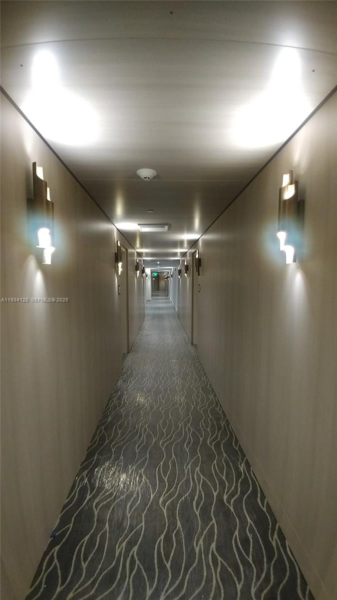 2960 NE 207th St #810 Aventura, FL 33180