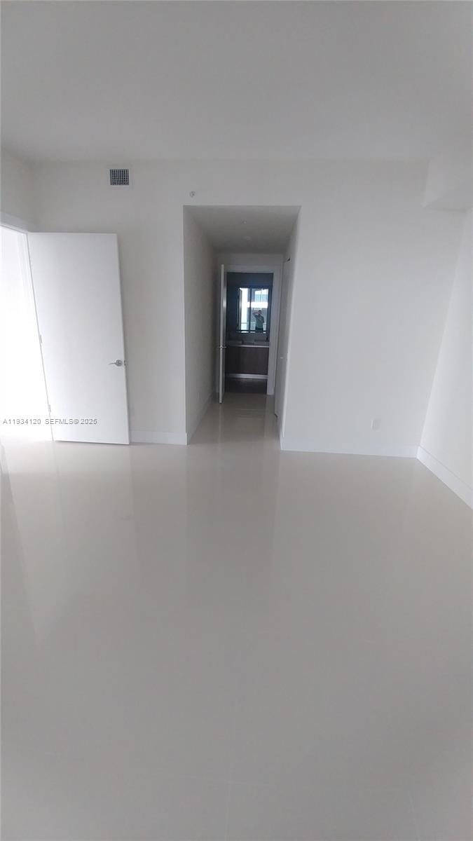 2960 NE 207th St #810 Aventura, FL 33180