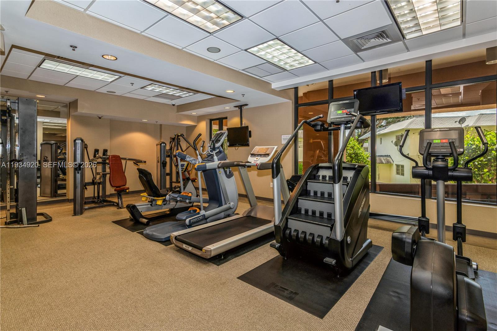 8395 SW 73rd Ave #417 Miami, FL 33143