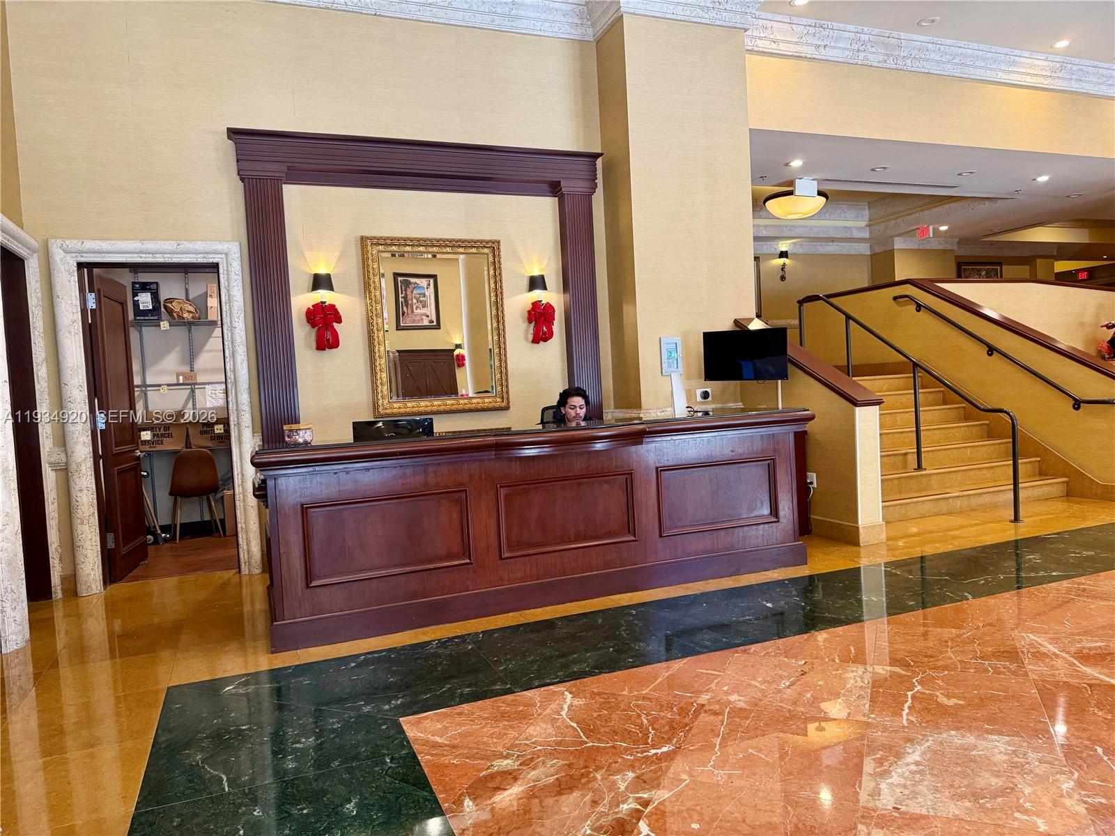 8395 SW 73rd Ave #417 Miami, FL 33143