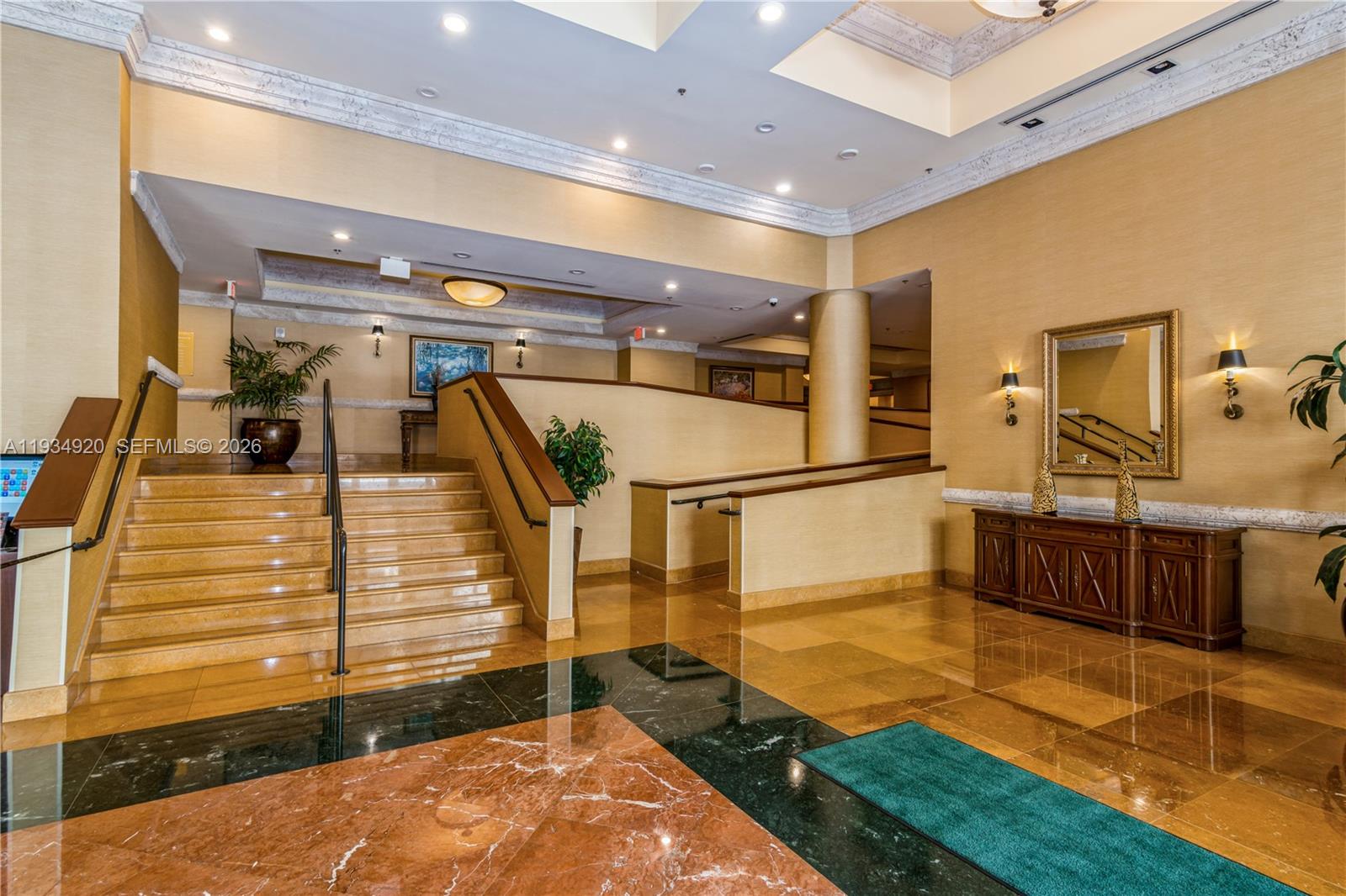 8395 SW 73rd Ave #417 Miami, FL 33143