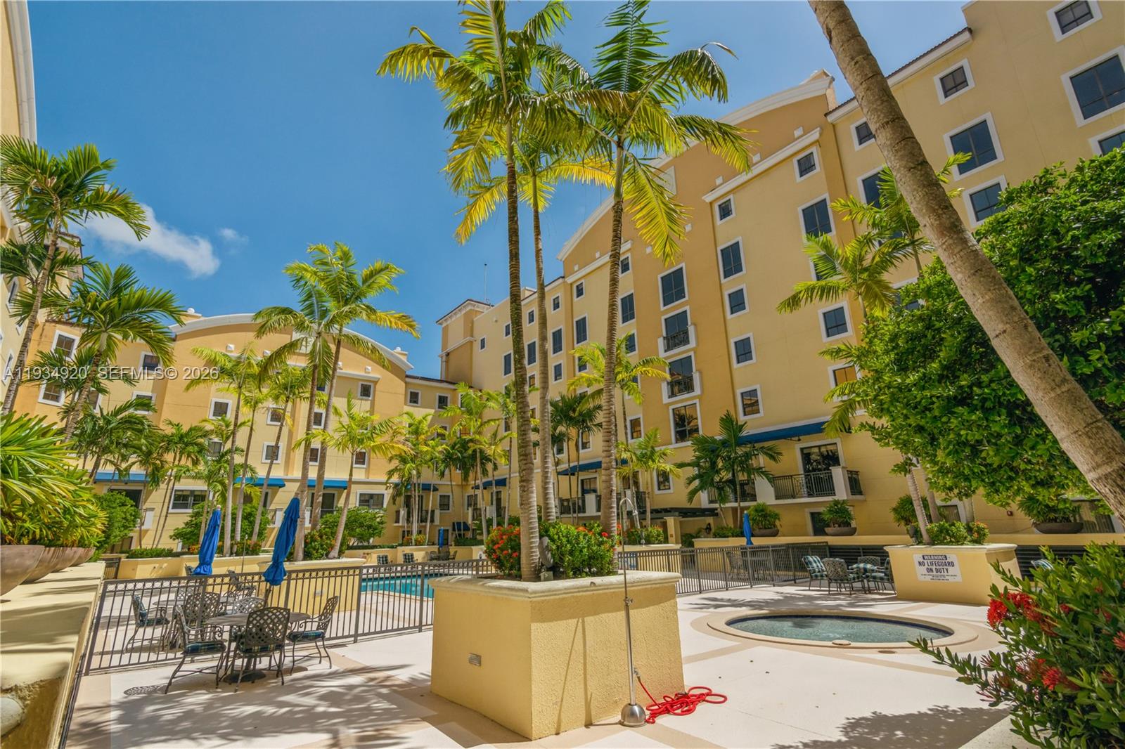 8395 SW 73rd Ave #417 Miami, FL 33143