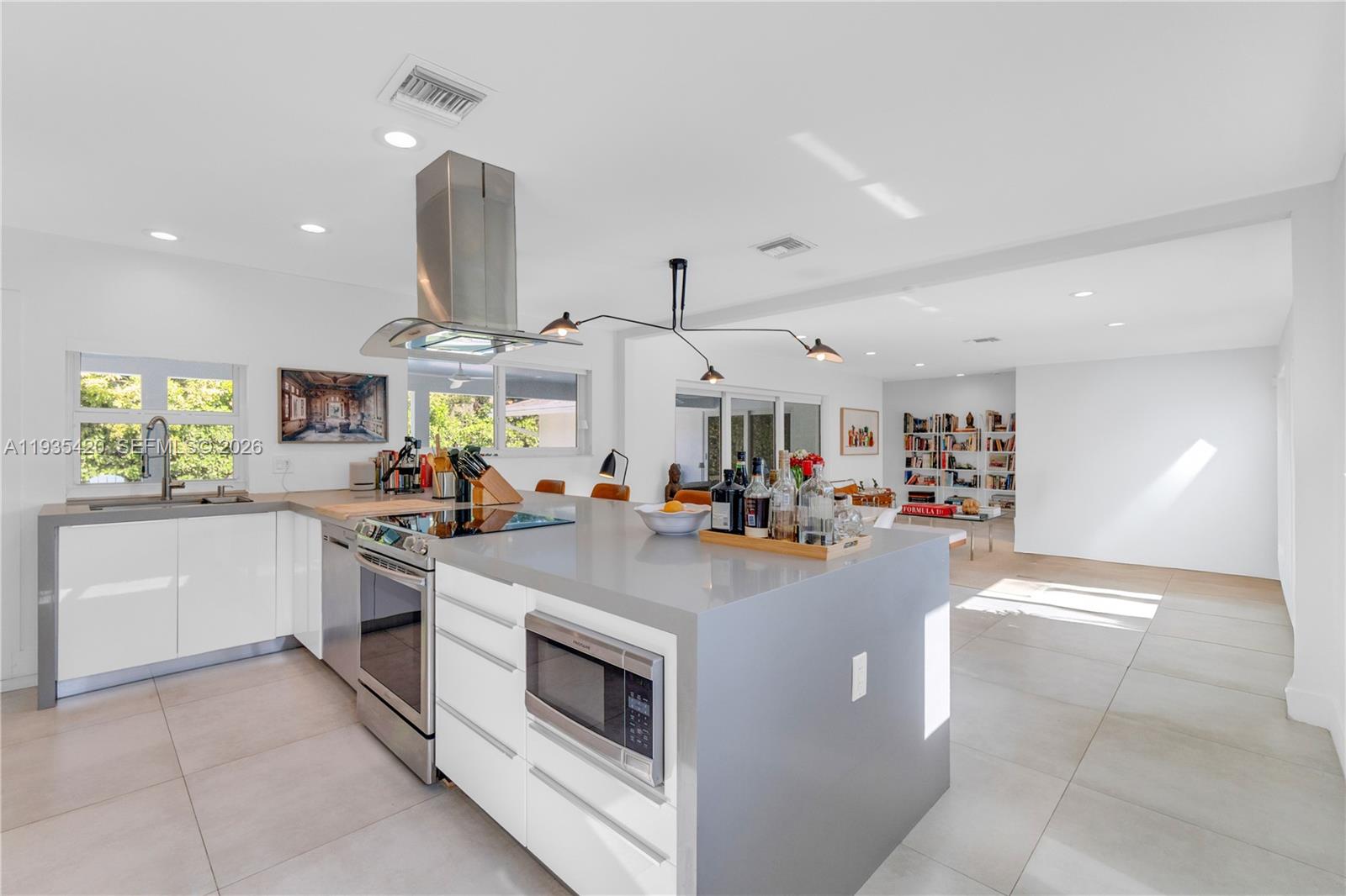 7465 SW 135th St Pinecrest, FL 33156